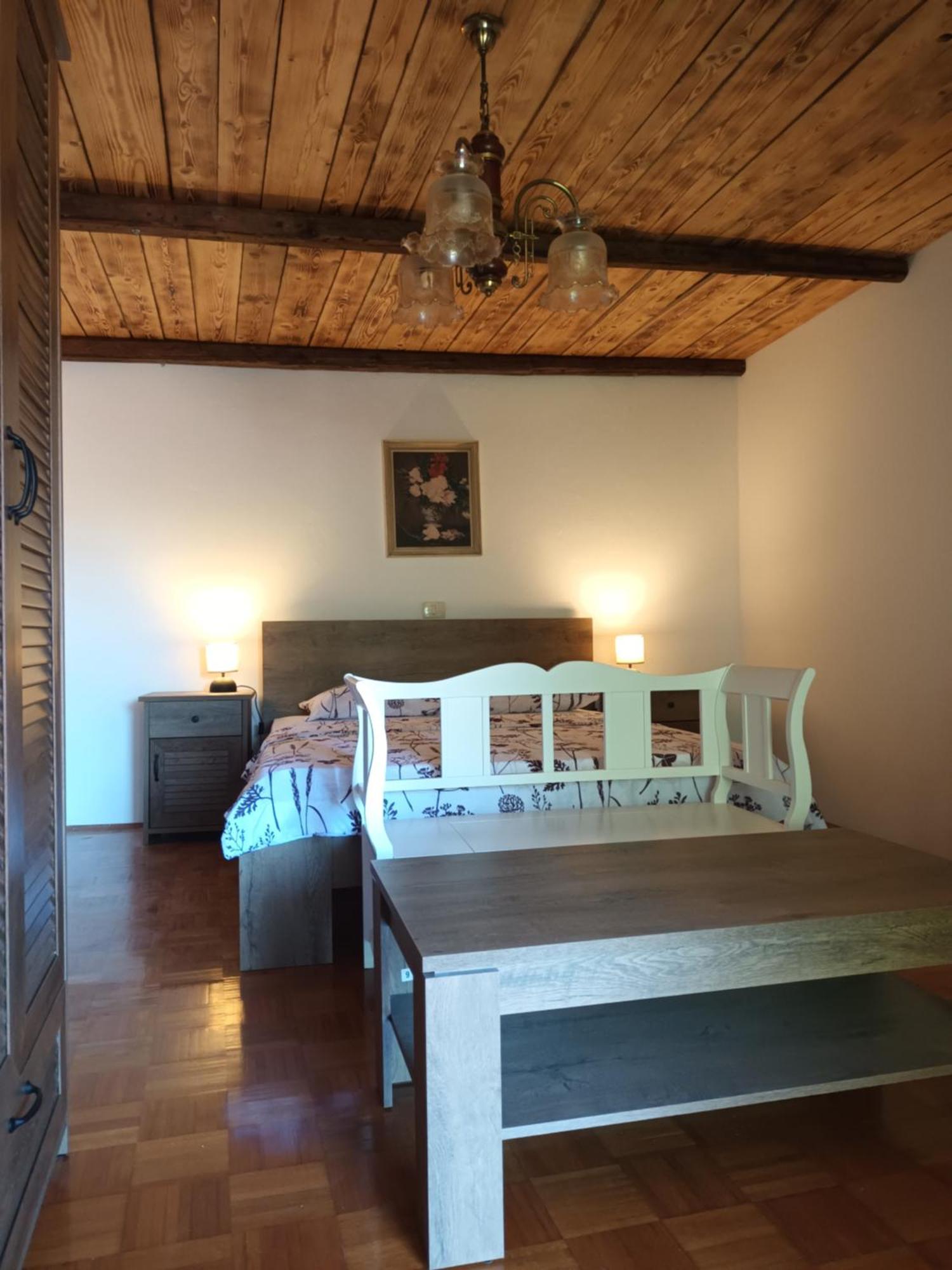 Apartma Brina 3 Sežana Eksteriør billede